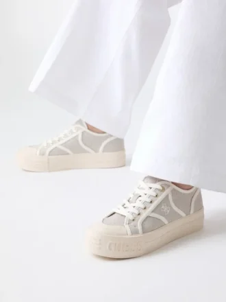 Baskets avec logo Issah