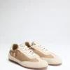 Baskets en simili cuir