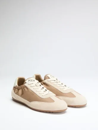 Baskets en simili cuir