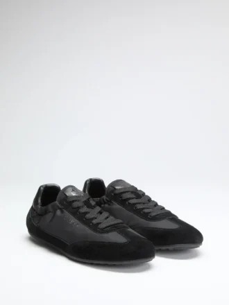 Baskets en simili cuir