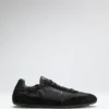 Baskets en simili cuir