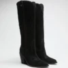Bottes en daim Sashan montant jusqu&rsquo;aux genoux