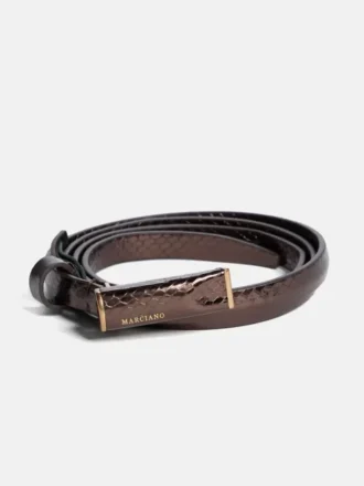 Ceinture minimaliste en cuir verni
