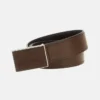 Ceinture à patte de boutonnage