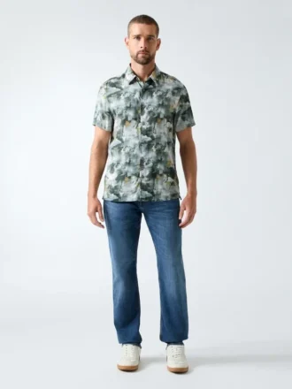 Chemise à fleurs