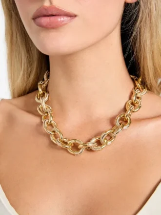 Collier à maillons pavés dorés