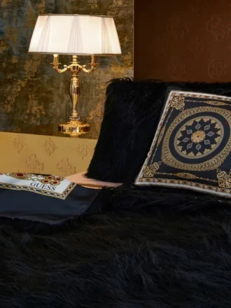 Couverture Helma Couverture Helma