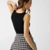 Débardeur slim brodé d’une étoile Débardeur slim brodé d’une étoile