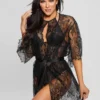 Kimono en dentelle semi-transparente Kimono en dentelle semi-transparente