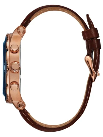 Montres de sport en cuir marron et doré