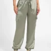 Pantalon de jogging cargo coupe ajustée Pantalon de jogging cargo coupe ajustée