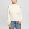 Pull duveteux Takara
