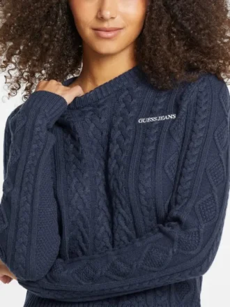 Pull en laine mélangée à mailles torsadées