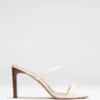 Sandales à double bride en cuir Pearl Sandales à double bride en cuir Pearl