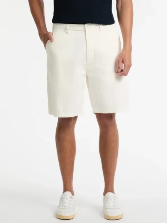 Short chino