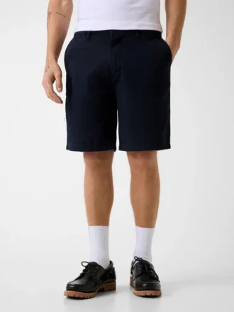 Short chino
