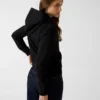 Sweat à capuche avec mini-écusson