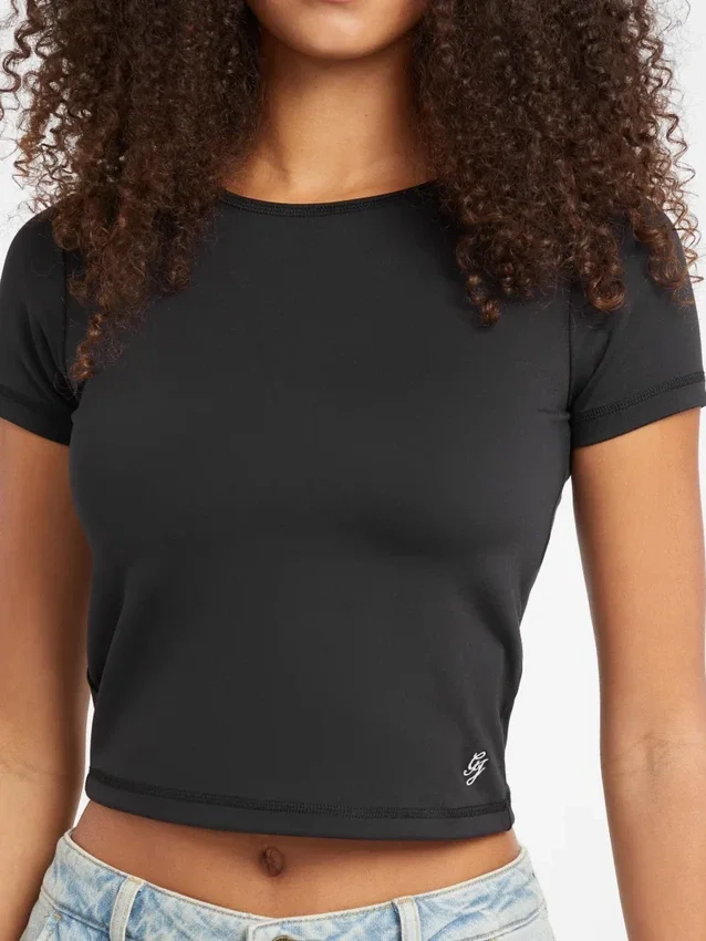 T-shirt avec logo brodé T-shirt avec logo brodé