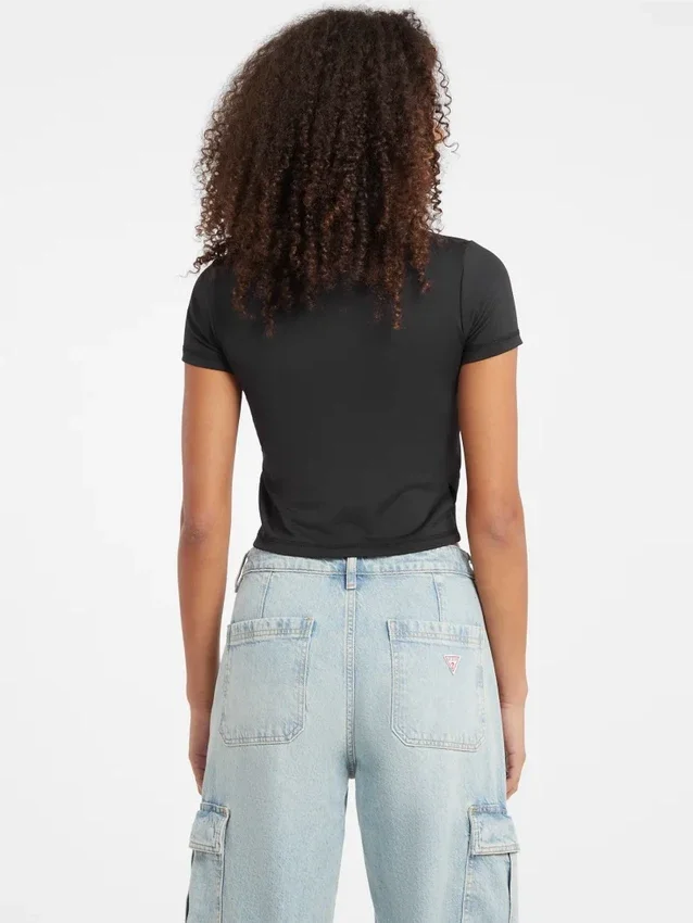 T-shirt avec logo brodé T-shirt avec logo brodé