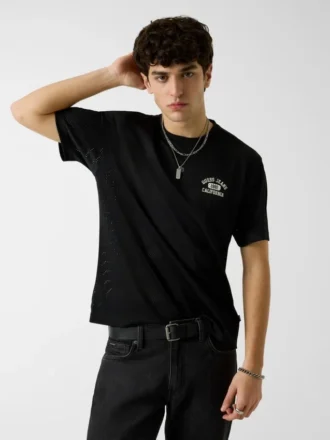 T-shirt avec logo sur le côté T-shirt avec logo sur le côté