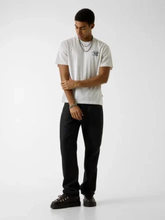 T-shirt avec logo sur le côté T-shirt avec logo sur le côté