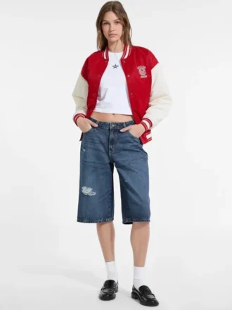 Veste universitaire brodée